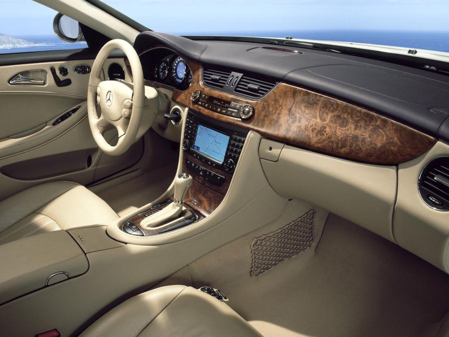  Mercedes-Benz CLS-Class 2005 года  (фото 319 из 343)